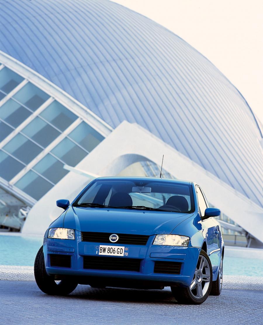 Fiat Stilo 2002 года  (фото 100 из 177)